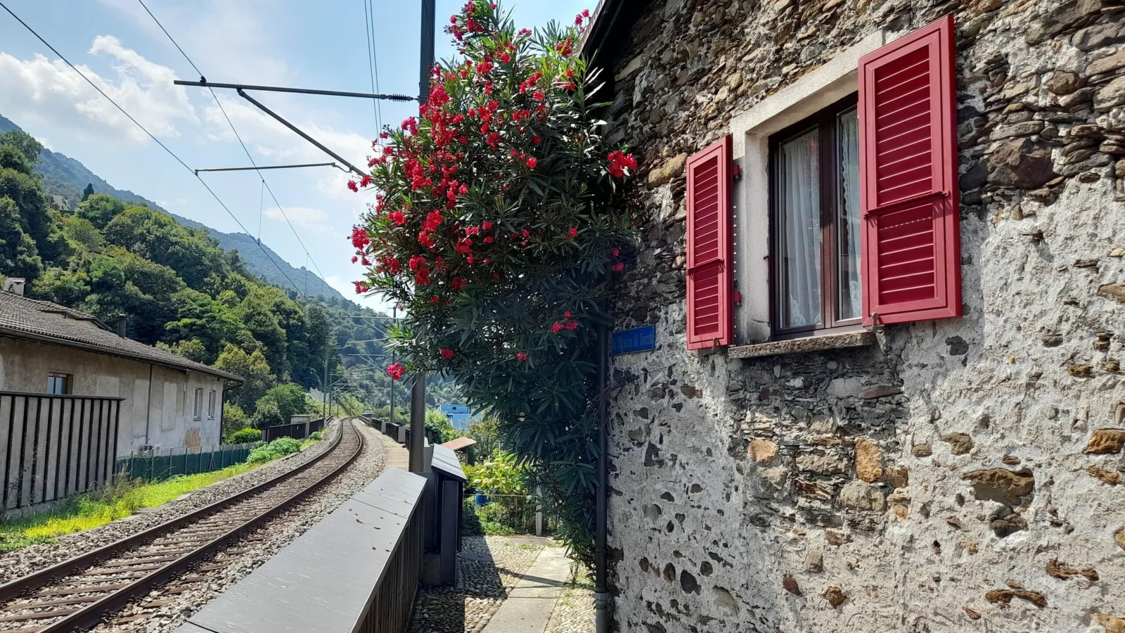 Vira Gambarogno ferrovia