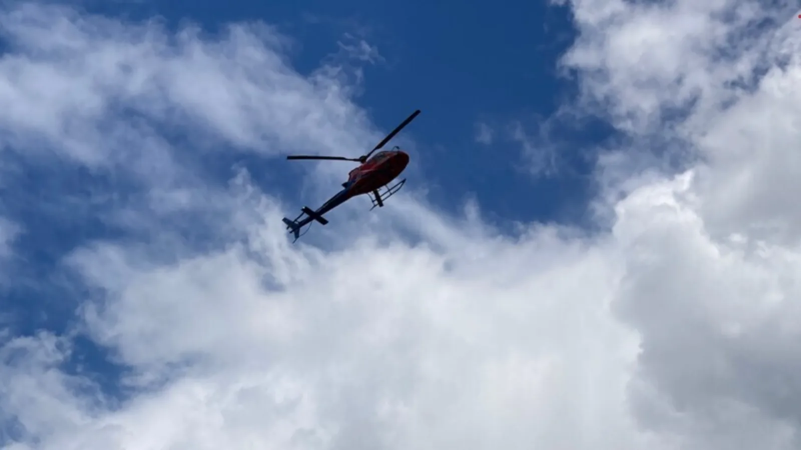 Elicottero sopra Bellinzona web