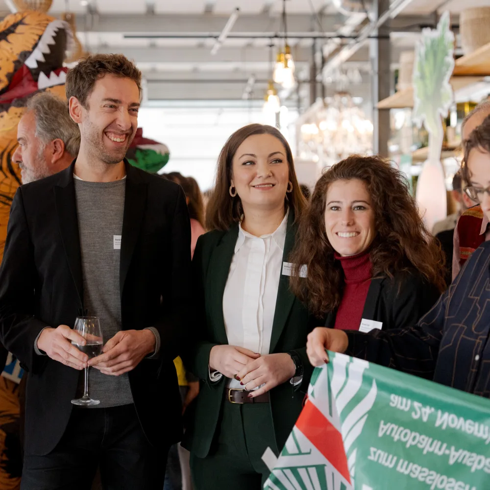 No all'ampliamento delle autostrade. Festival del voto.