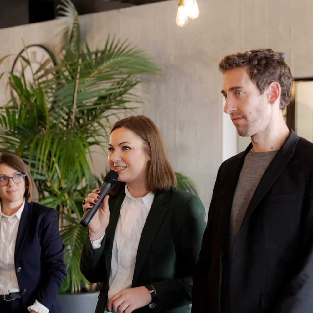 No all'ampliamento delle autostrade. Festival del voto.