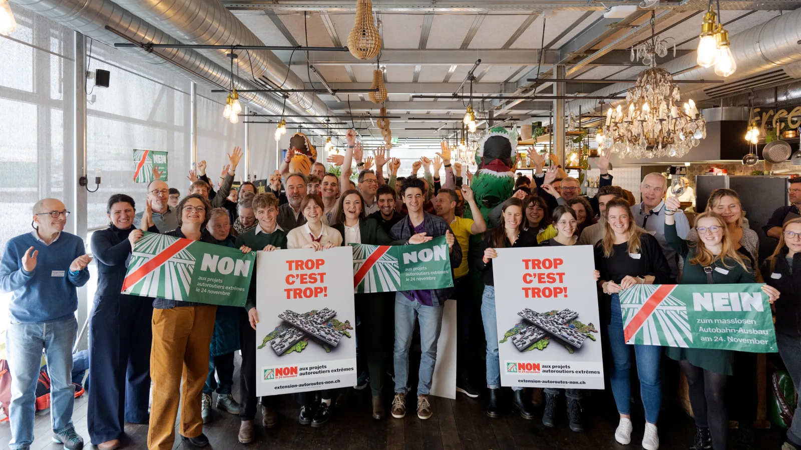 No all'ampliamento delle autostrade. Festival del voto.