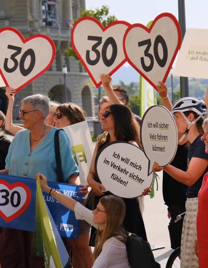 Consegna della petizione Zona 30km/h