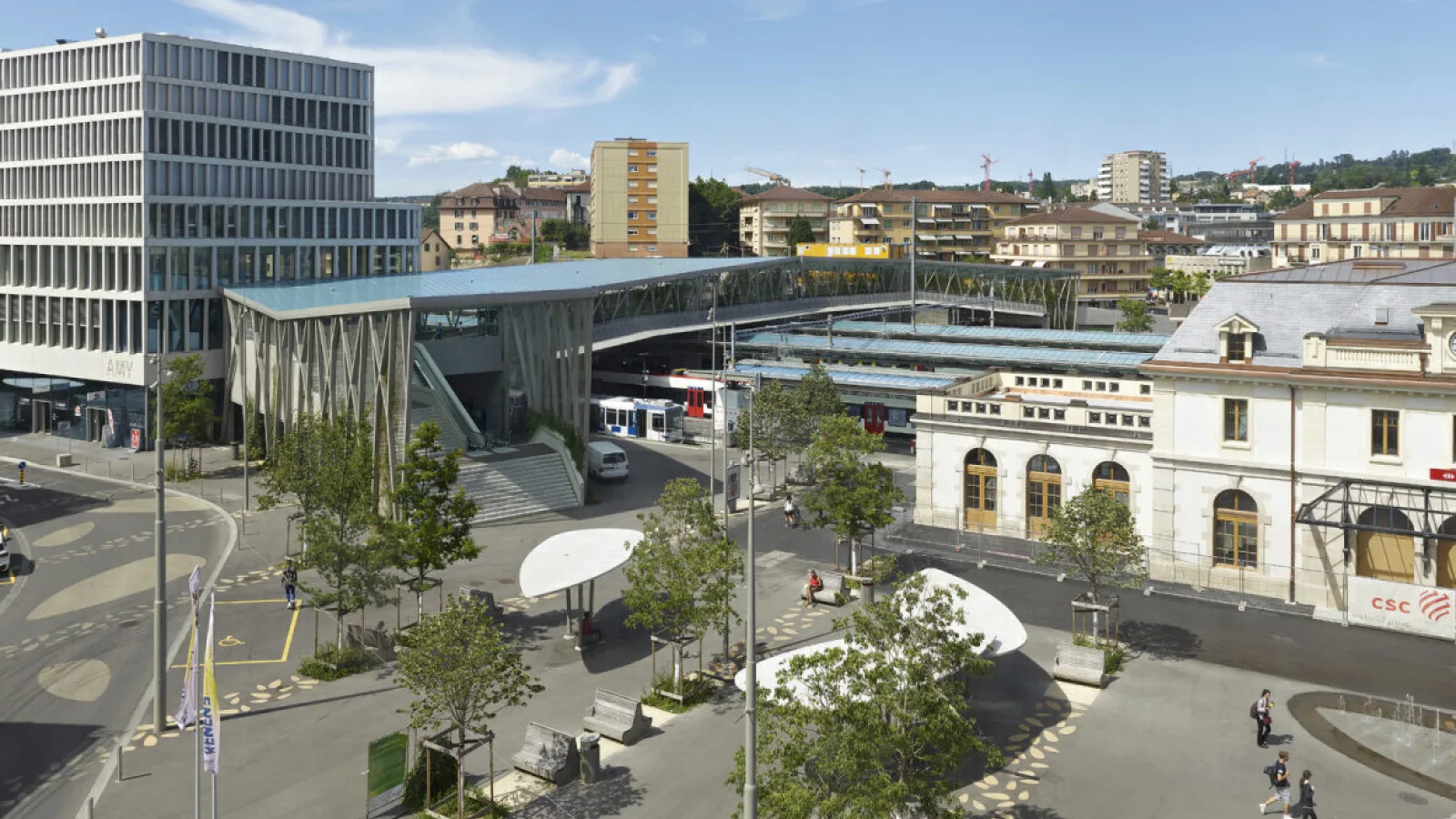 4 2023 s8 9 Politik Flaneur Copy Michel Bovin