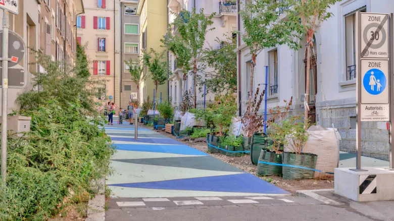 4 2023 s8 9 Politik Flaneur Lausanne Laurent Kaczor