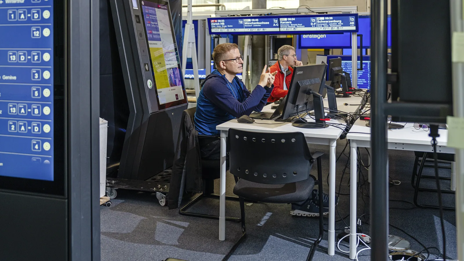 ÖV Porträts Patrick R Osset Foto Fabian Lütolf Setrunners ch