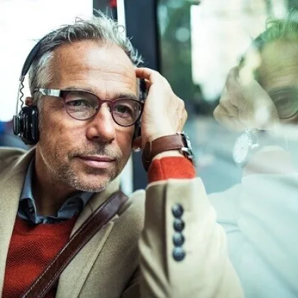 Uomo trasporto pubblico assicurazione Oggetti di valore